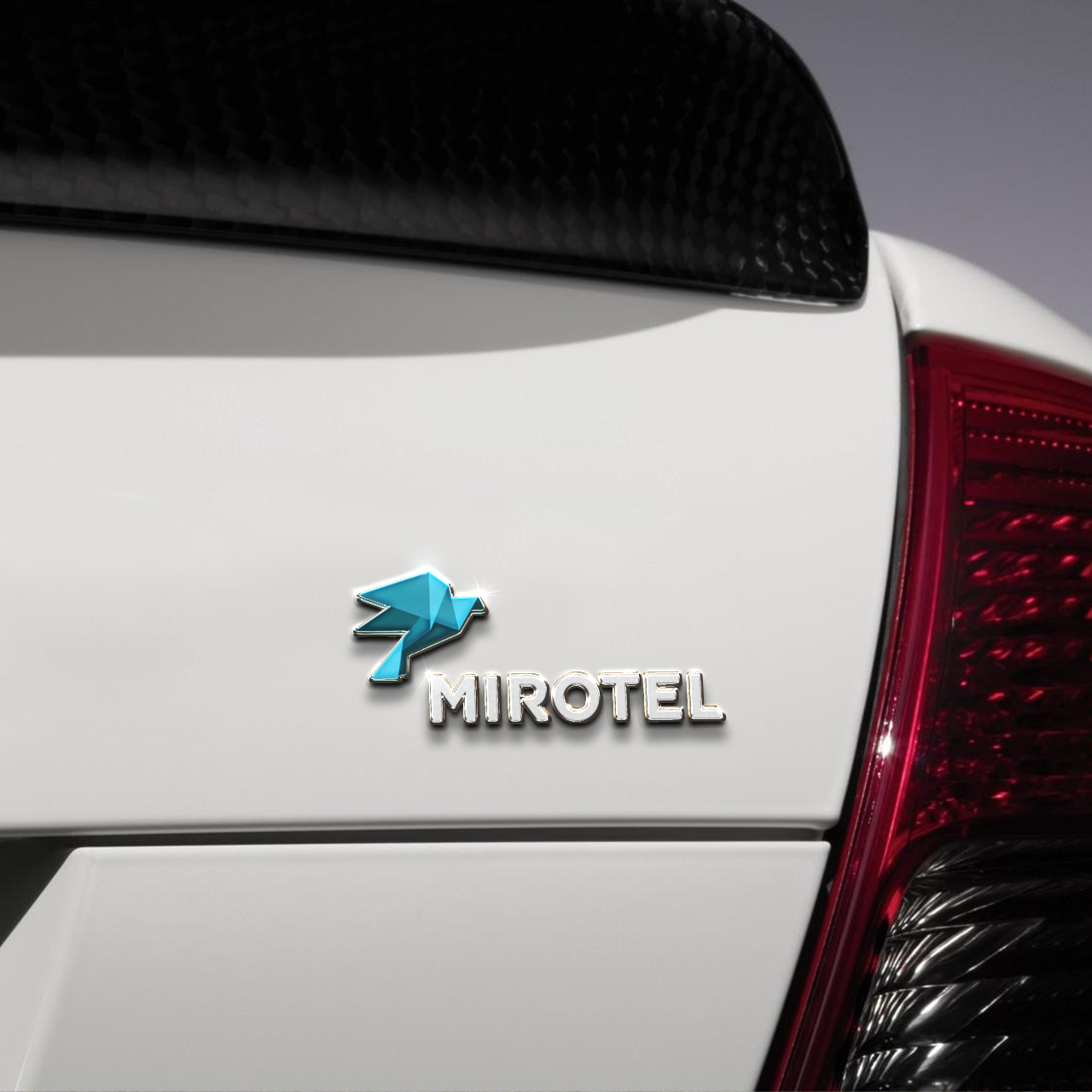Айдентика Mirotel на примере брендирования автомобиля