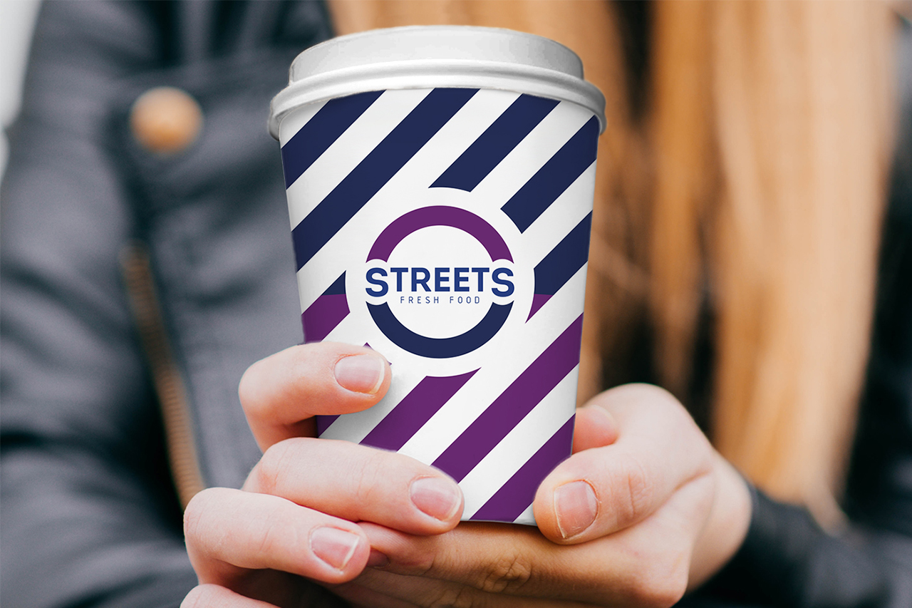 Айдентика - брендированный стакан для напитков Streets